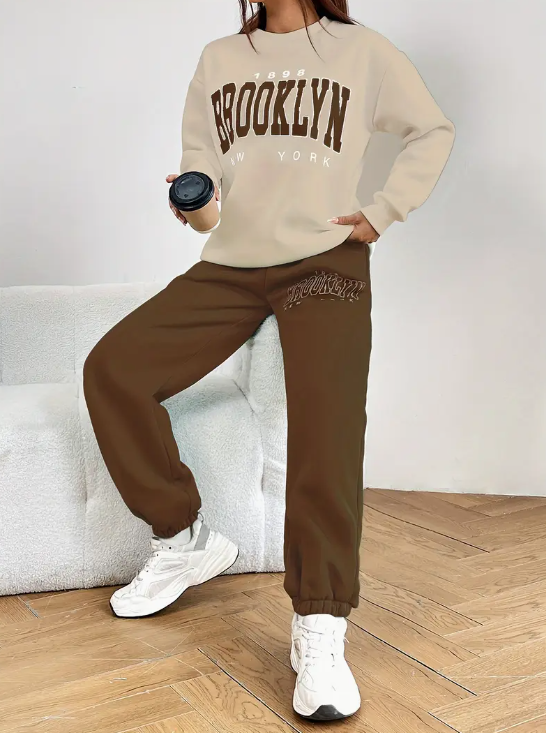 Brooklyn Vibe Grafik Baskılı Kadın Eşofman Takımı